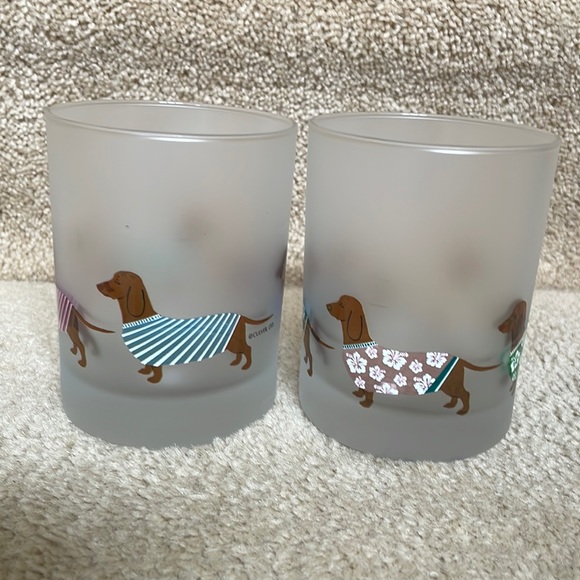 Culver LTD Other - 🎉🎉HP🎉🎉Culver LDT dachshund 13.5 oz frosted glasses.